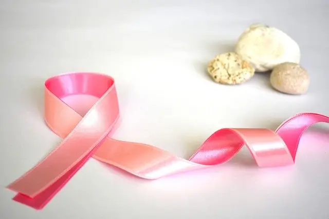 سرطان الثدي: الذكاء الاصطناعي يساعد في تشخيص وإزالة الورم السرطاني