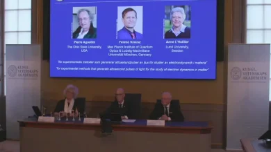 جائزة نوبل في الفيزياء 2023 تُمنح لثلاث علماء في مجال الإلكترونات